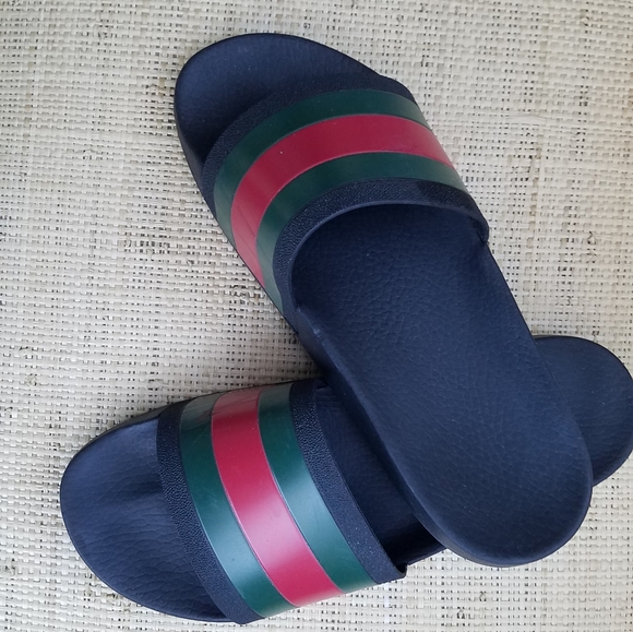 Men's "GUCCI"  Classic Black Slides - Picture 3 of 4